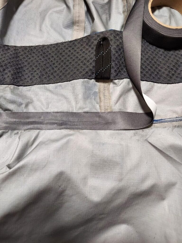 1本のテープで貼る